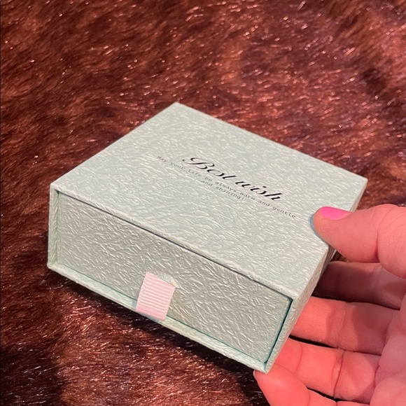 ROSE Gold Elegant Silver Heart Necklace New in Box CZ synthetic stones - Picture 6 of 13